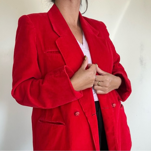 Vintage JM Collection Red Corduroy Blazer Front Pockets and Wooden Buttons L - Picture 2 of 13